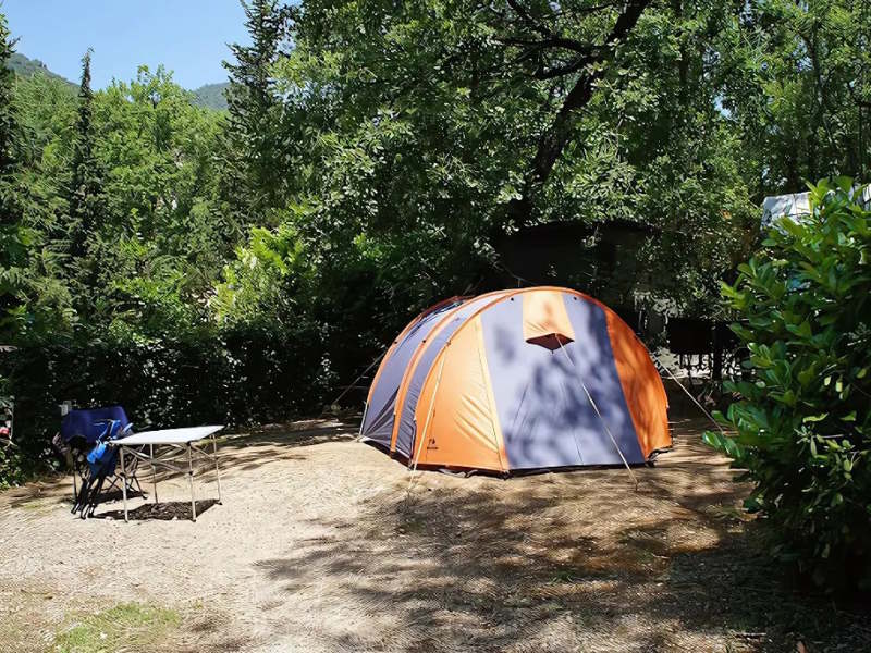 emplacement de camping proche de cagnes sur mer sur la cote d azur