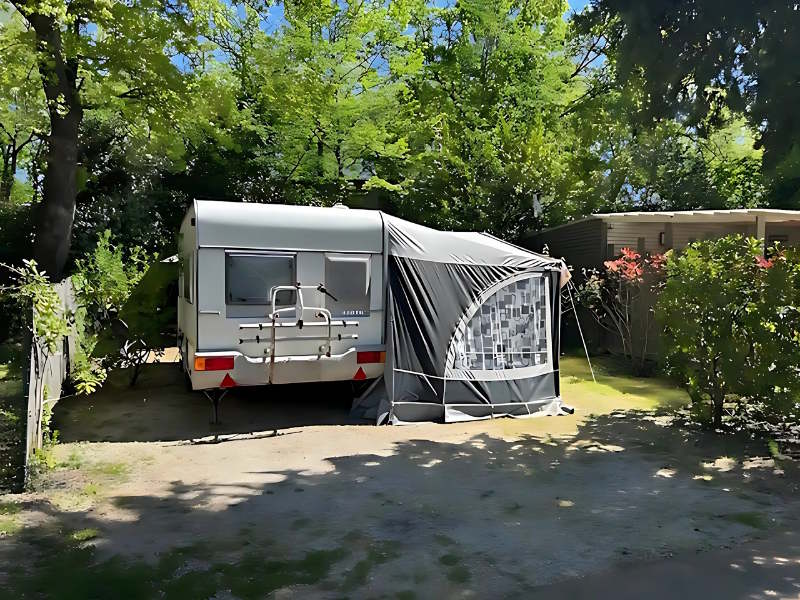 camping familial proche de vence sur la cote d azur